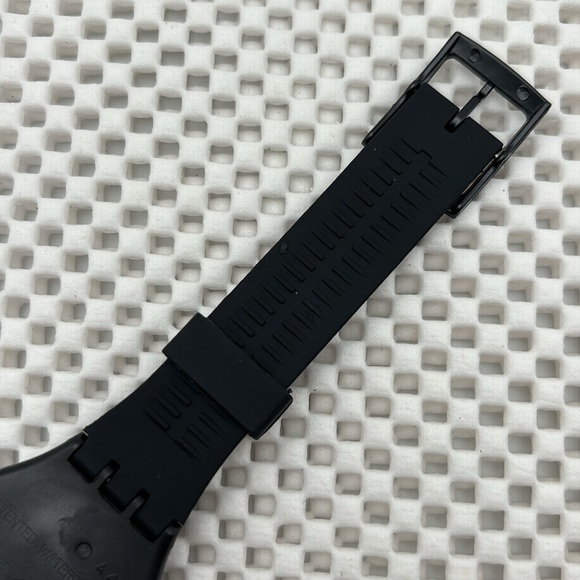 Swatch Watch - GB225 - PHONING HOME - Picture 7 of 9